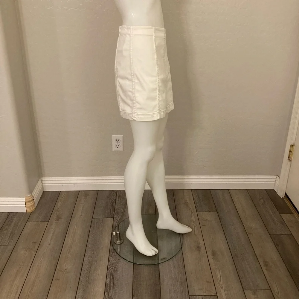 Free People White Modern Femme Denim Skirt Size 8